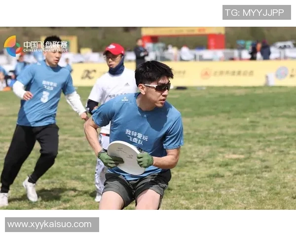 深圳飞盘队与武汉飞盘队赛后复盘探讨灵活性与战术应变能力